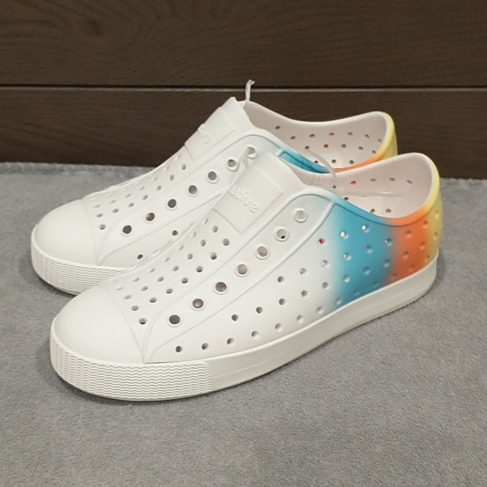 New Native Jefferson Slip on Sneakers size 2